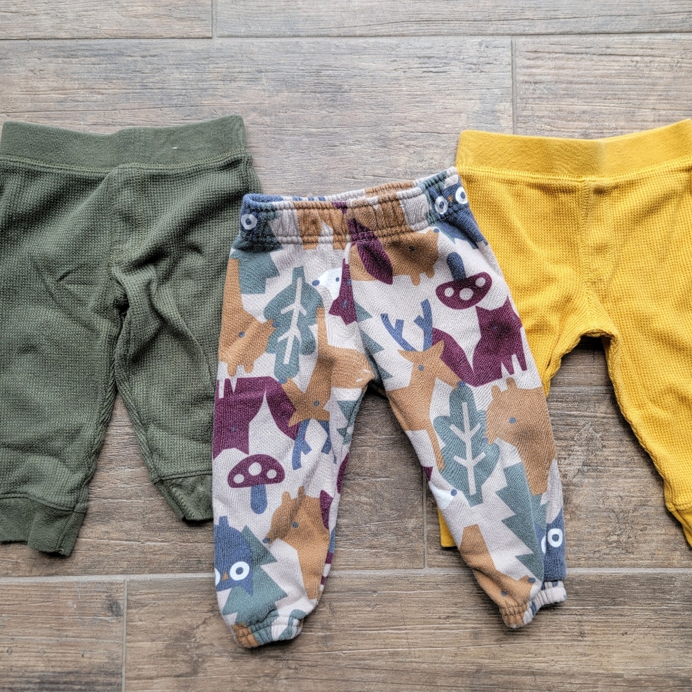 3 pairs of pants
